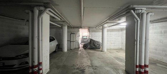 3-salle Appartement à Rome, Italy No. 32102 33