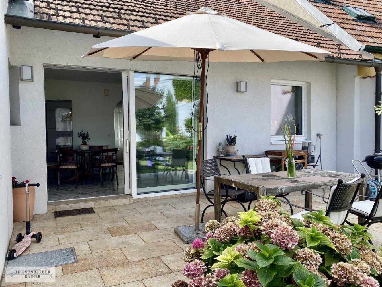 4غرفة منزل في Vienna, Austria رقم 196617