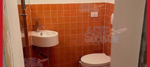 5 bedrooms Apartment in Rome, Italy No. 330857 6