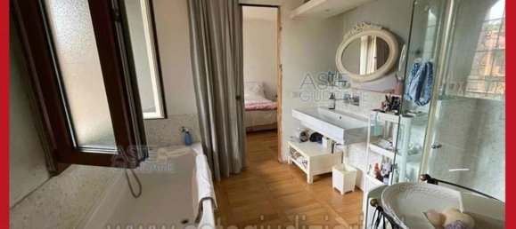 5 bedrooms Apartment in Rome, Italy No. 330857 24