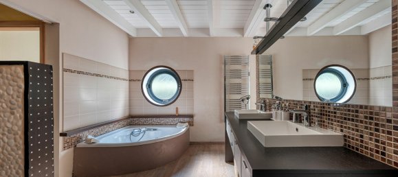 Casa de 4 dormitorios en Vieuvicq, France No. 68130 13