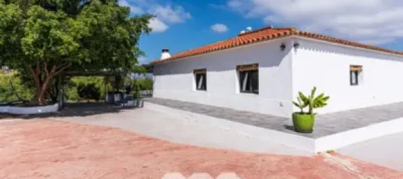 1034m² Land in Velez-Malaga, Spain No. 43076 4