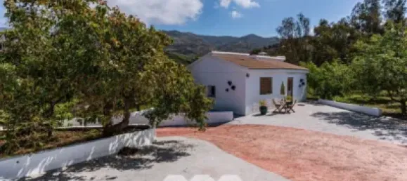 1034m² Land in Velez-Malaga, Spain No. 43076 12