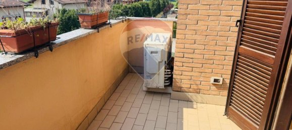 2 bedrooms Penthouse in Carpiano, Italy No. 359310 22