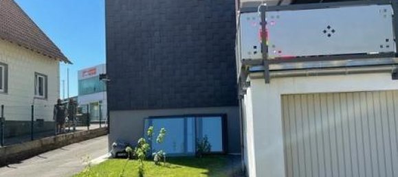 Здание с 12 комнатами в Пирмазенс, Германия № 102822 3