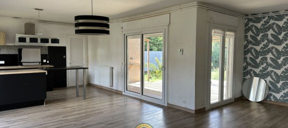 3 bedrooms House in Aiguillon, France No. 337780 5