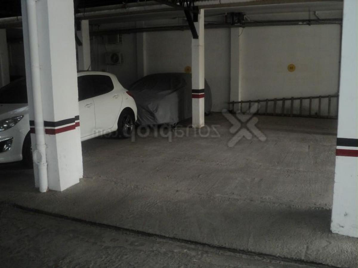  مستودع في Moron, Argentina رقم 28094