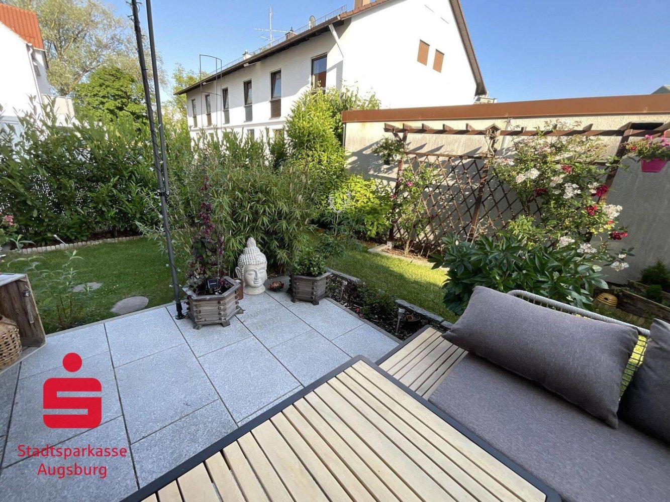 Apartamento de 2 habitaciónes en Augsburg, Germany No. 226951