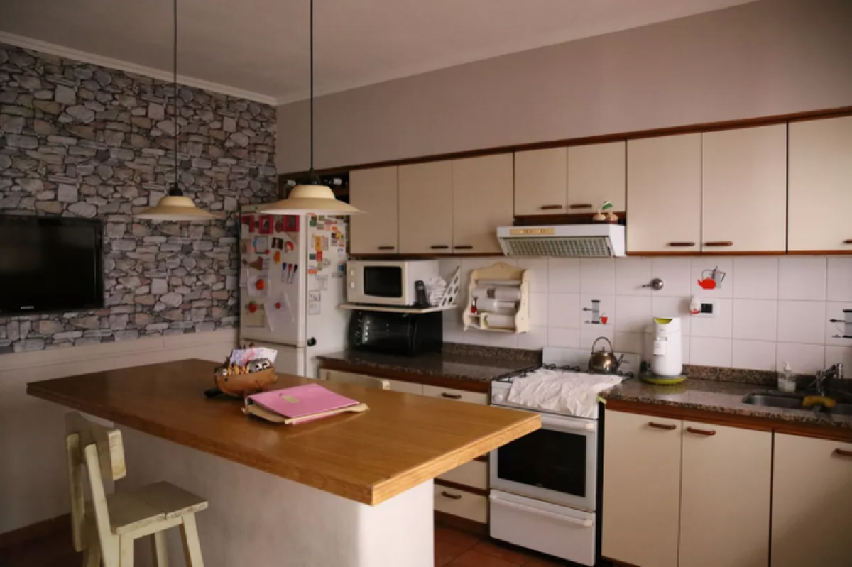 3 bedrooms House in General San Martin, Argentina No. 18959