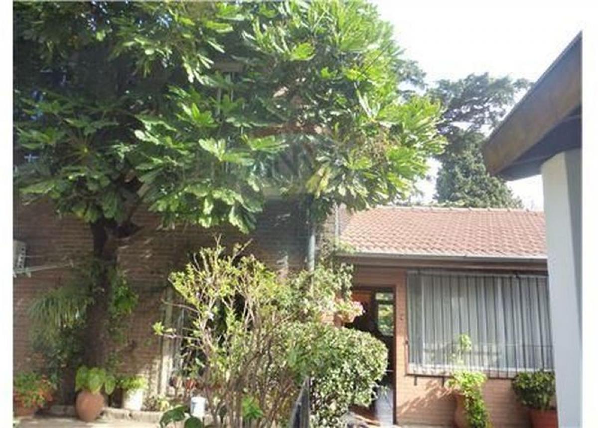 3 bedrooms House in General San Martin, Argentina No. 54747