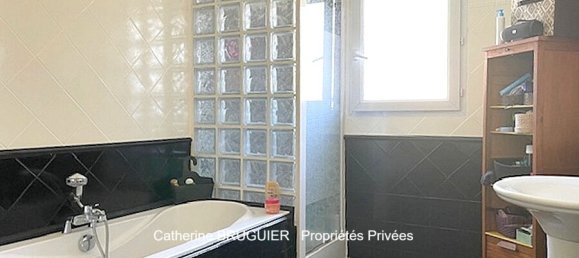 4 bedrooms House in Dompierre-sur-Mer, France No. 277219 9