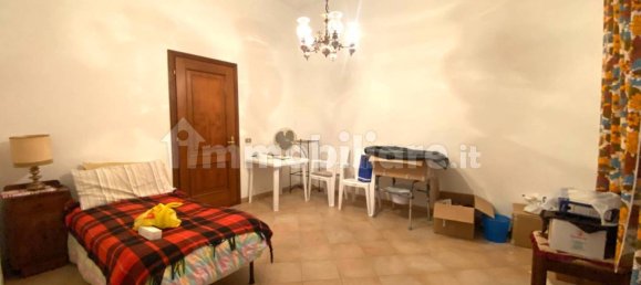 5 bedrooms Villa in Carrara, Italy No. 41477 3