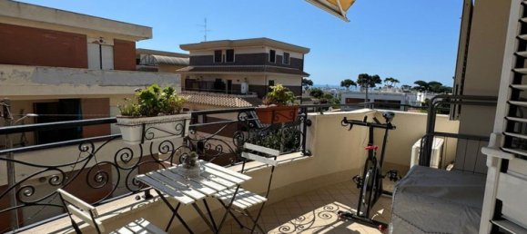 Квартира с 4 спальнями в Неттуно, Италия № 323557 50