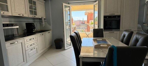 Квартира с 4 спальнями в Неттуно, Италия № 323557 47