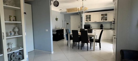 Квартира с 4 спальнями в Неттуно, Италия № 323557 42