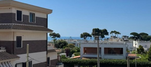 Квартира с 4 спальнями в Неттуно, Италия № 323557 5