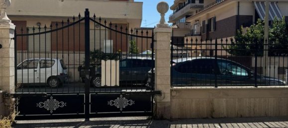 Квартира с 4 спальнями в Неттуно, Италия № 323557 21