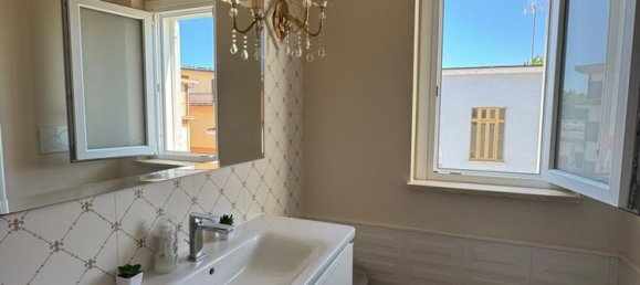 Квартира с 4 спальнями в Неттуно, Италия № 323557 8