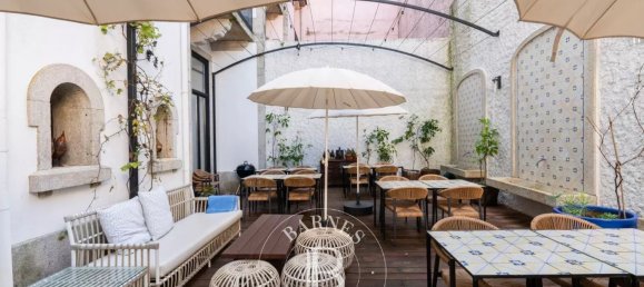 920m² Hotel in Porto, Portugal No. 127798 14