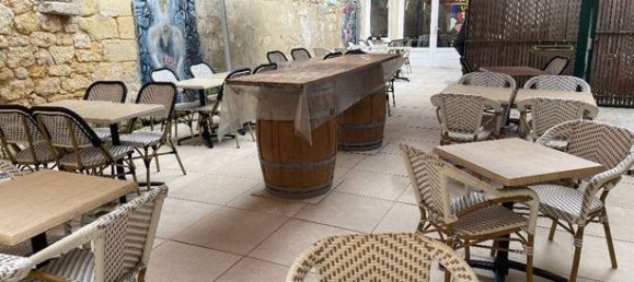 Gewerbliche Immobilie in Pauillac, France 178m², Nr. 284249 3