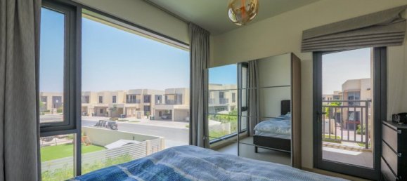 4 bedrooms Villa in Dubai Hills Estate, UAE No. 1985 3