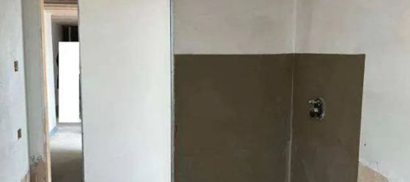 4-Zimmer Wohnung in Carnate, Italy, Nr. 8532 17