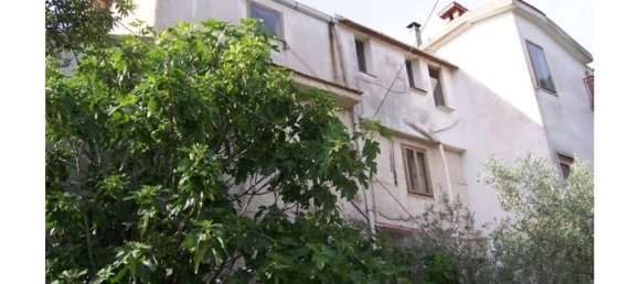 Дом с 19 комнатами в Виллальба, Италия № 253182 3