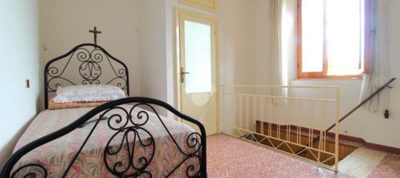 3 rooms House in Castel di Lama, Italy No. 171967 8