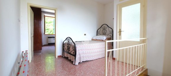 3 rooms House in Castel di Lama, Italy No. 171967 5
