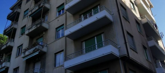 4-Zimmer Wohnung in Genoa, Italy, Nr. 162895 2