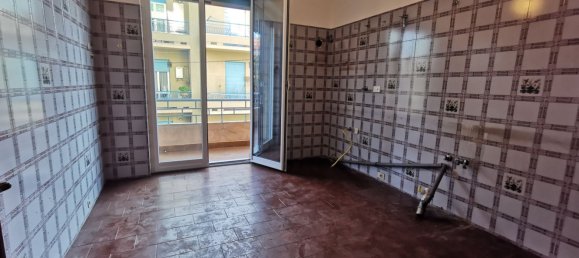 4-Zimmer Wohnung in Genoa, Italy, Nr. 162895 16