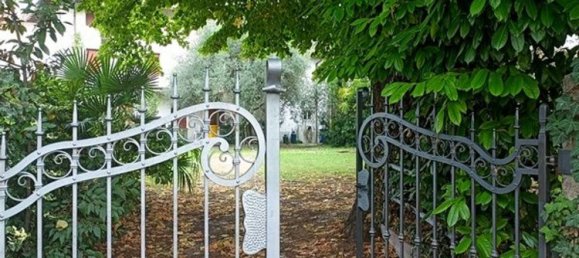 Casa de 7 divisões em Pordenone, Italy N.º 163149 21