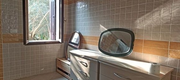 Casa de 7 divisões em Pordenone, Italy N.º 163149 32