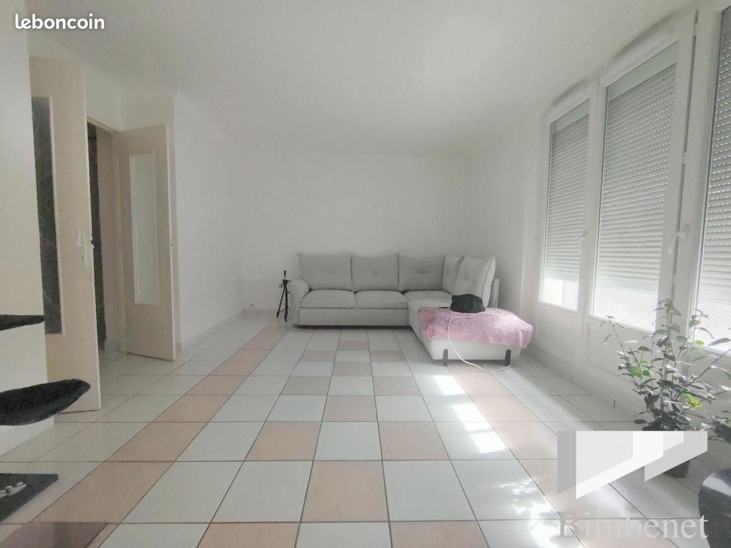 Квартира с 2 спальнями в Орлеан, Франция № 261671