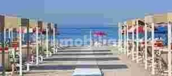 5 غرف نوم فيلا في Forte dei Marmi, Italy رقم 36507 49