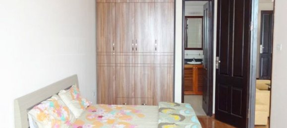Apartamento de 3 dormitorios en Tay Ho, Vietnam No. 2685 7