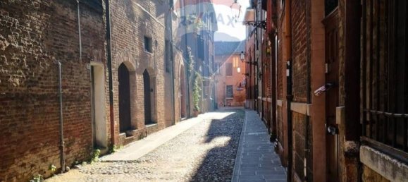 1 bedroom Apartment in Ferrara, Italy No. 318051 10