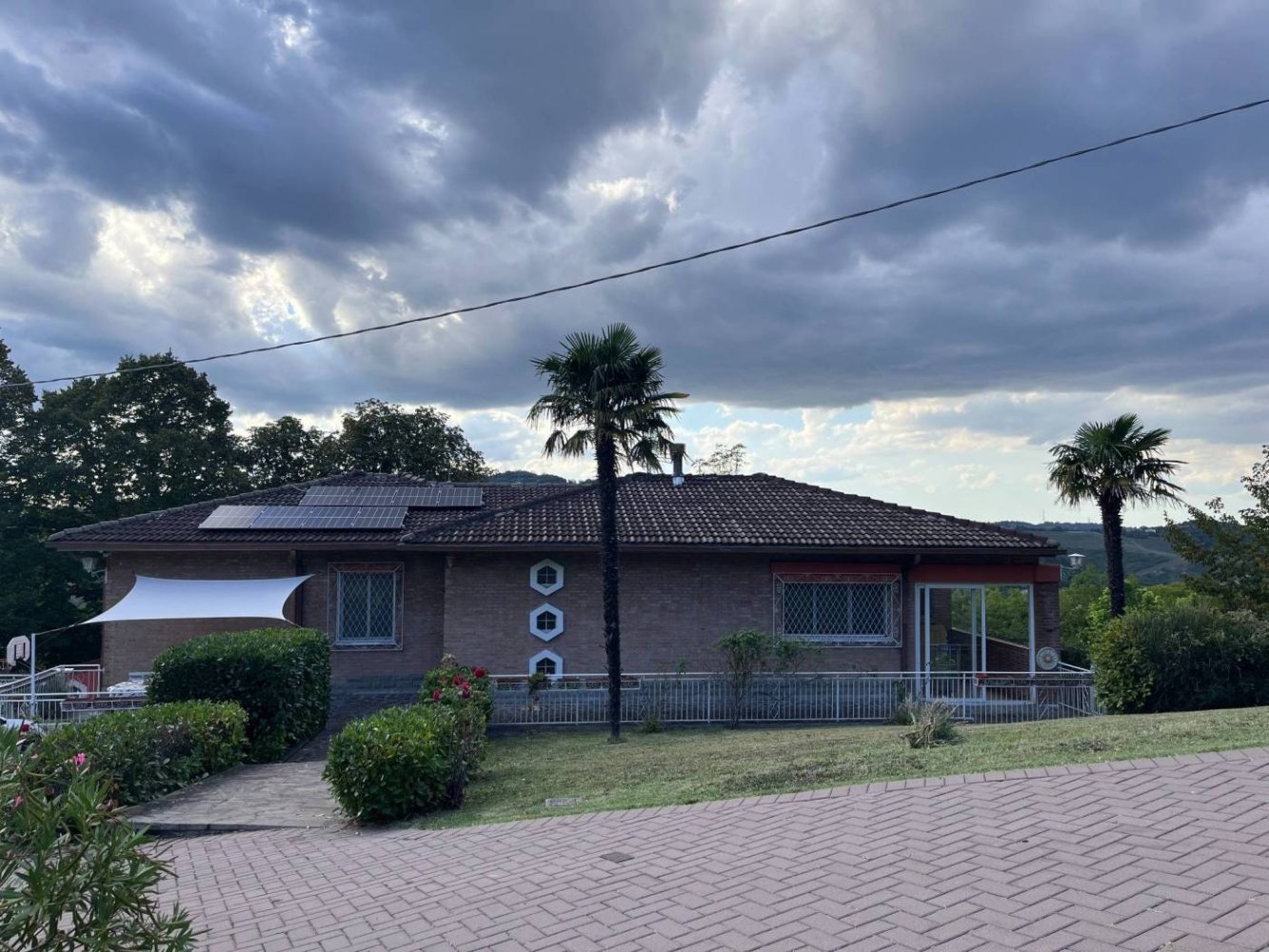 5 bedrooms Villa in San Lazzaro di Savena, Italy No. 390029