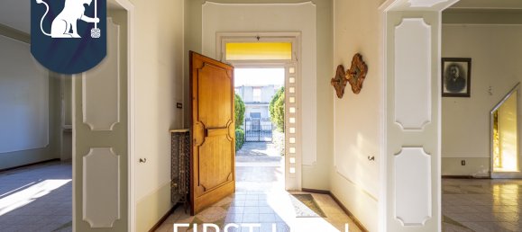 10-salle Villa à Trepuzzi, Italy No. 129408 11