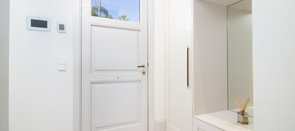 3 bedrooms Villa in Marbella, Spain No. 73332 31