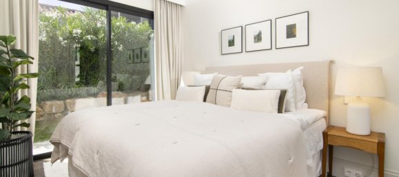 3 bedrooms Villa in Marbella, Spain No. 73332 23