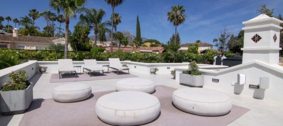 3 bedrooms Villa in Marbella, Spain No. 73332 42