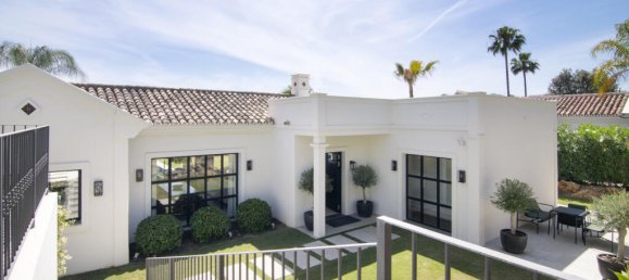 3 bedrooms Villa in Marbella, Spain No. 73332 80