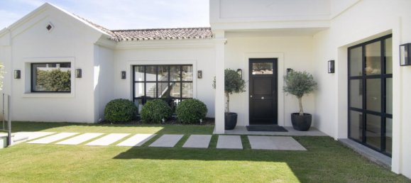 3 bedrooms Villa in Marbella, Spain No. 73332 83