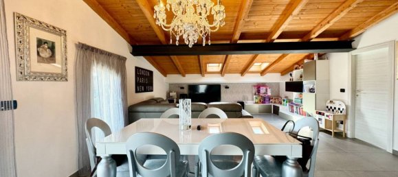 2 bedrooms Penthouse in Avezzano, Italy No. 39736 2