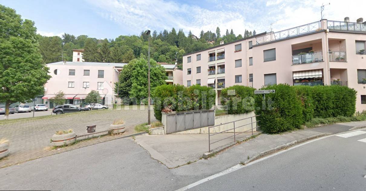 Apartamento de 2 dormitorios en Albavilla, Italy No. 367003