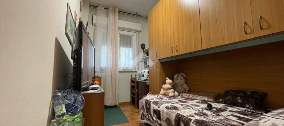 3 bedrooms Apartment in Turin, Italy No. 141454 11