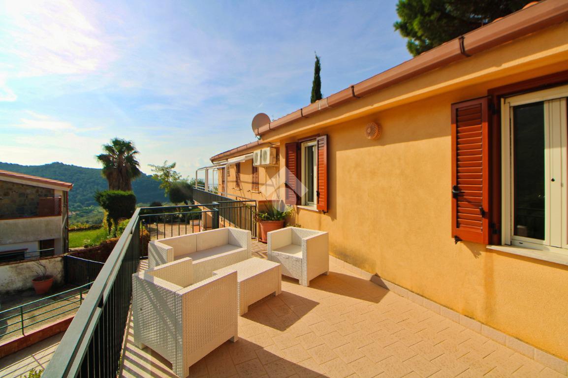 4 rooms House in Centola, Italy No. 128351