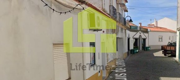 226m² Commercial property in Pias, Portugal No. 32028 8