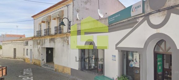 226m² Commercial property in Pias, Portugal No. 32028 6